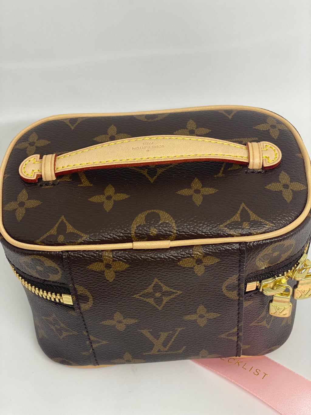 Louis Vuitton Nice Cosmetic Case Review - Collecting Louis Vuitton