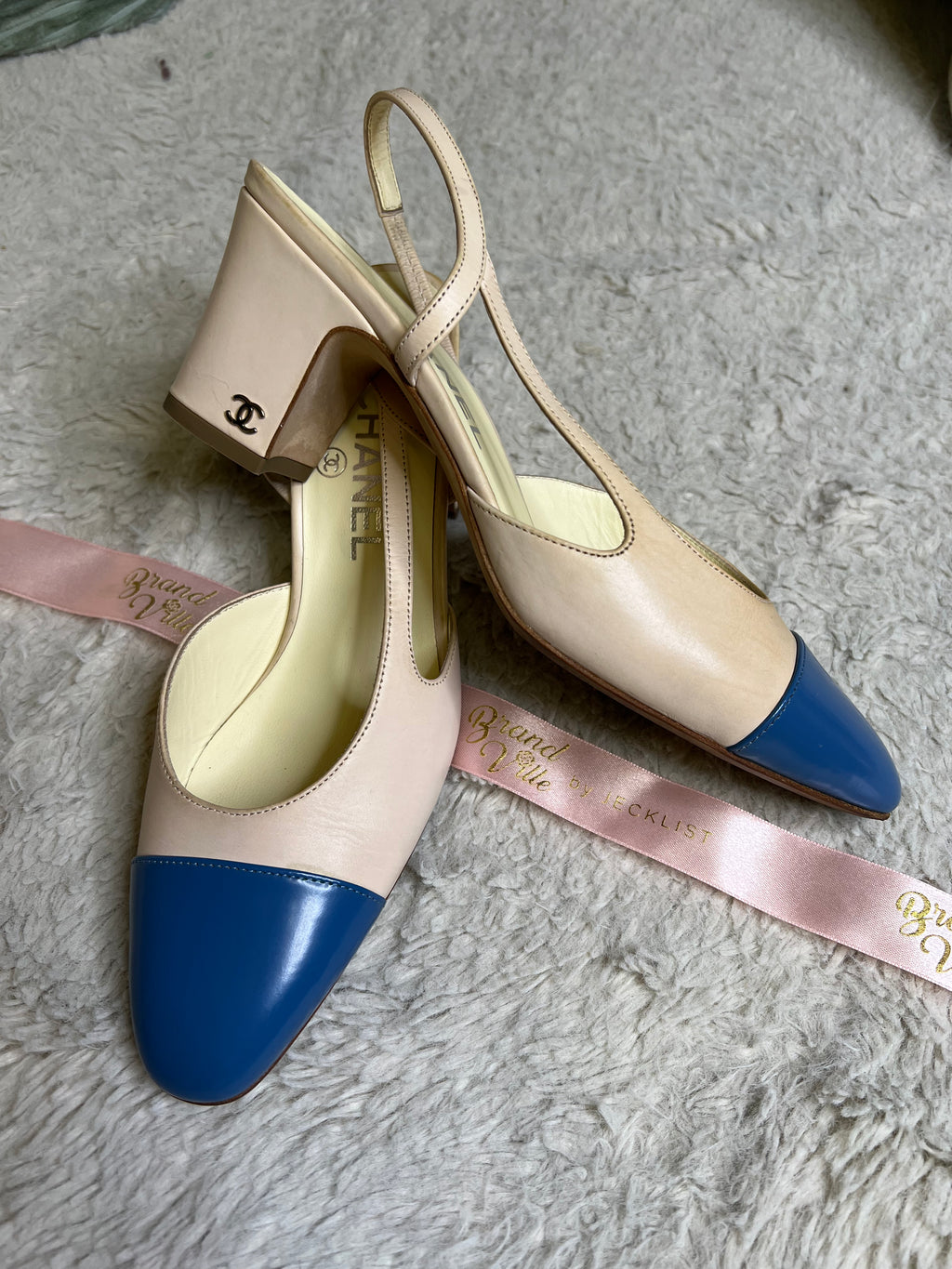 Chanel Beige and Black Pumps ○ Labellov ○ Buy and Sell Authentic