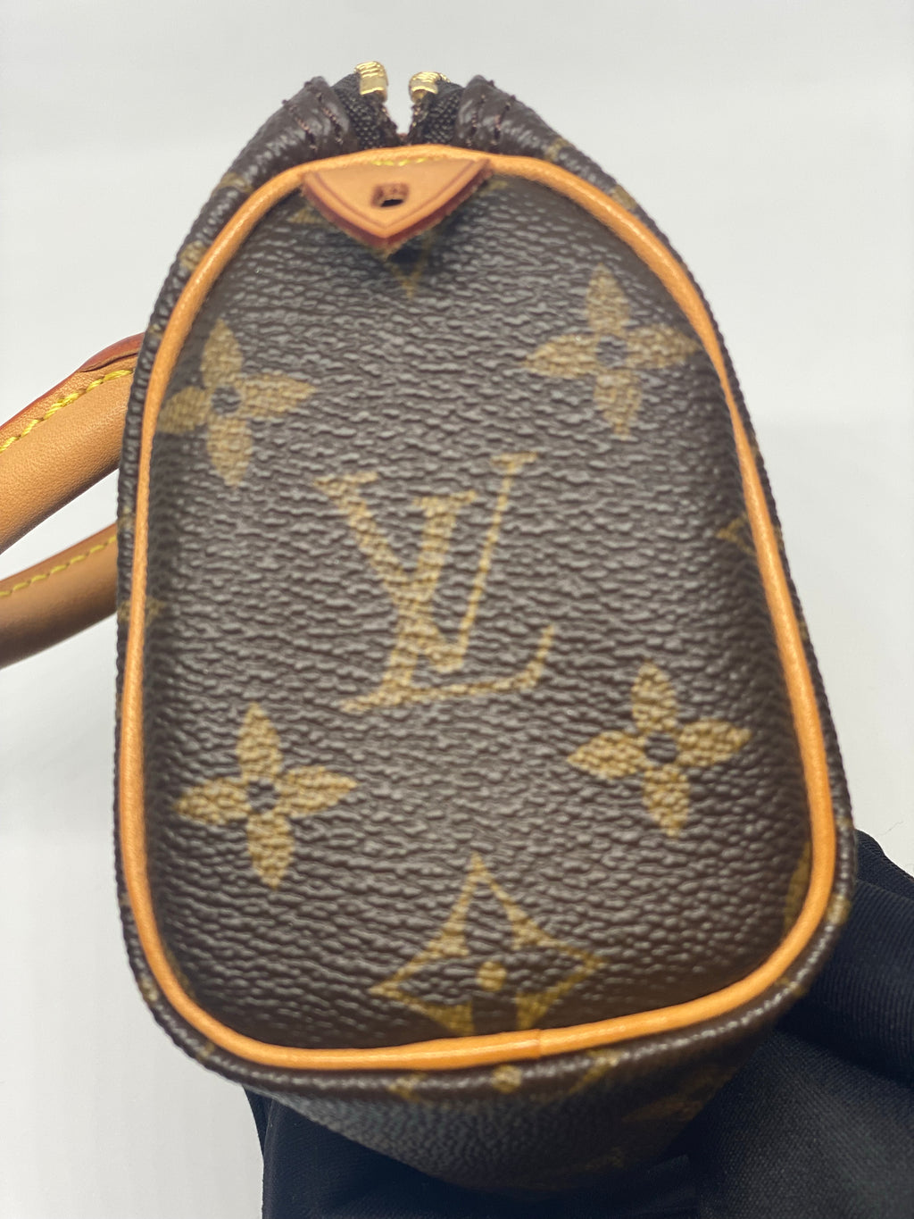 Louis Vuitton BROWN MONOGRAM COATED CANVAS VINTAGE COMPACT ZIP