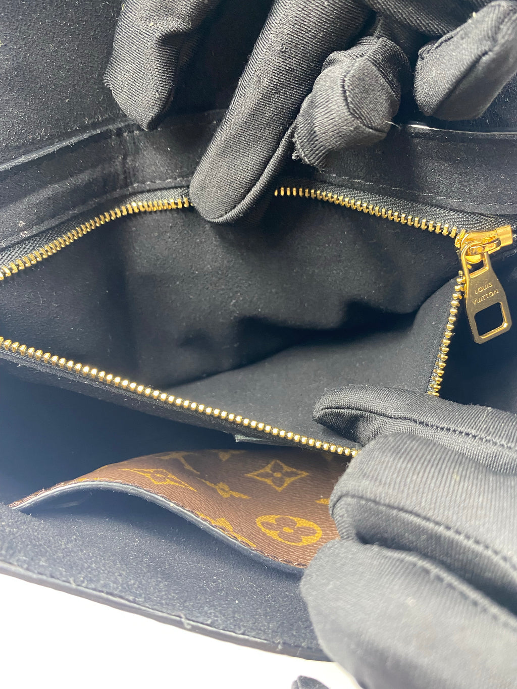 Louis Vuitton, Bags, Louis Vuitton One Handle Flap Bag Mm