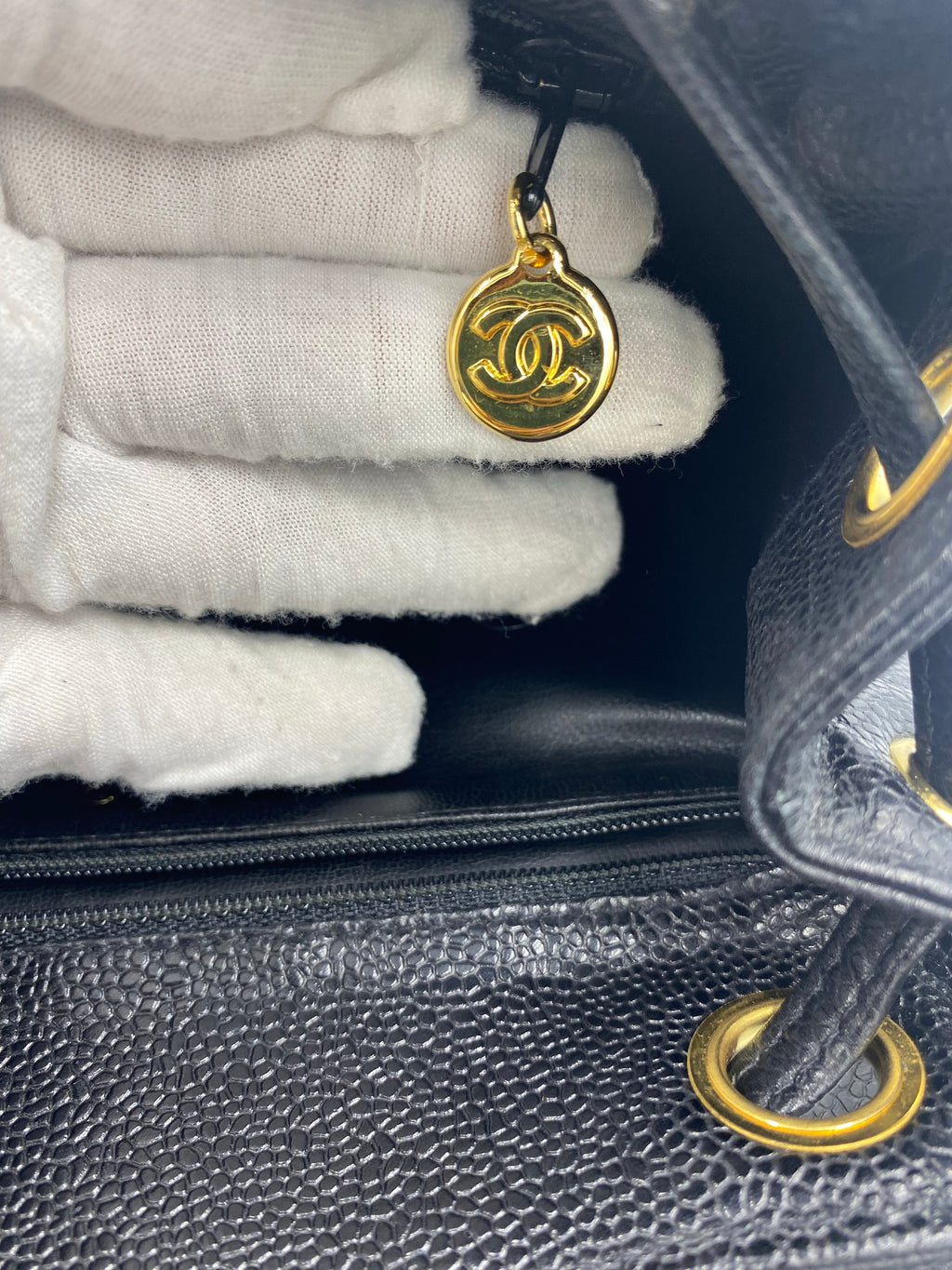 Chanel Vintage Caviar Leather Zip Bag