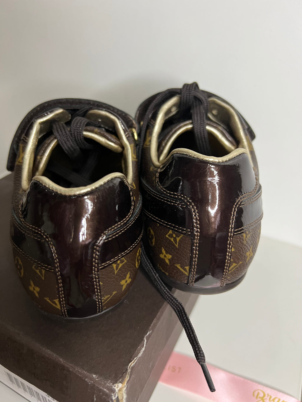 LOUIS VUITTON Toddler Globe trotter monogram sneakers Black zise 25